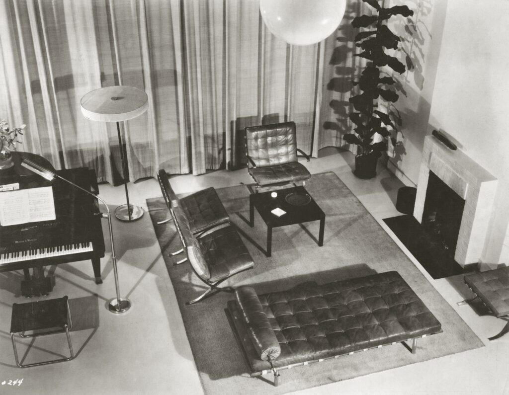 Philip Johnson and the Journey of the Barcelona Chair / Lecture by Miroslav Ambroz